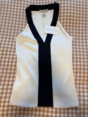 Autumn Cashmere White Ribbed V-Neck Tank with Black Trim